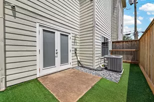 733 W 22nd St, Houston, TX 77008 - Photo 33