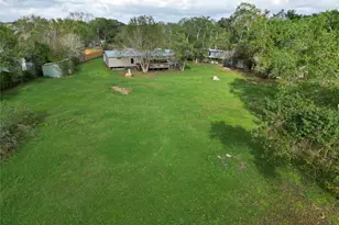 10007 Cheryl St, Manvel, TX 77578 - Photo 3