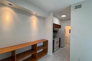 6500 Harbor Town Dr, Houston, TX 77036 - Photo 9