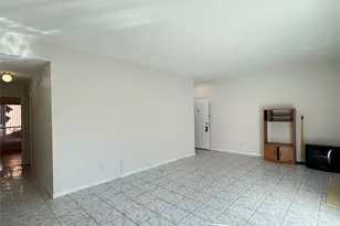 6500 Harbor Town Dr, Houston, TX 77036 - Photo 7