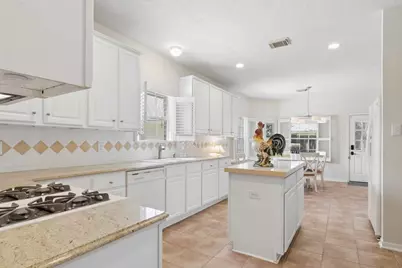 4306 Green Tree Court, Pasadena, TX 77505 - Photo 15