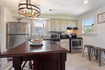 2216 Grover Avenue, Galveston, TX 77551 - Photo 15