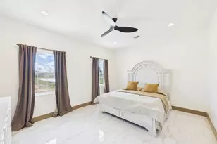 2015 Settlers Ct Dr, Sealy, TX 77474 - Photo 15