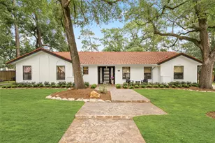 938 Magdalene Dr, Hedwig Village, TX 77024 - Photo 39