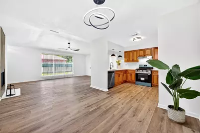 8618 Van Hut Lane, Houston, TX 77044 - Photo 7