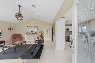 360 S Lakeside Drive, Huntsville, TX 77320 - Photo 13