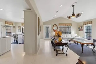 360 S Lakeside Dr, Huntsville, TX 77320 - Photo 15