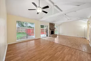 14311 Overbrook Ln, Houston, TX 77077 - Photo 5