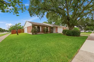 4850 Raven Ridge Dr, Houston, TX 77053 - Photo 3