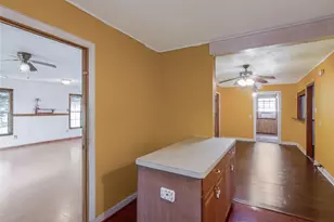 11201 Bentley St, Houston, TX 77093 - Photo 11