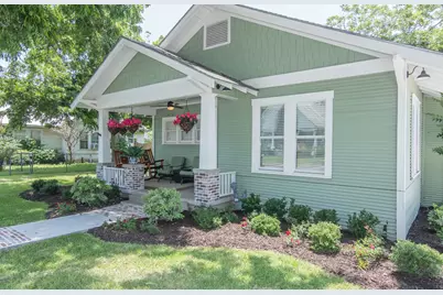 410 N Avenue D, Shiner, TX 77984 - Photo 5