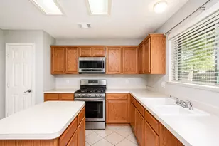 7043 Madison Trail, Houston, TX 77084 - Photo 3