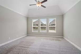 2328 Majestic Fairway Ln, League City, TX 77573 - Photo 17