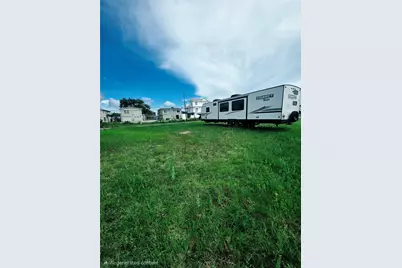 90 Bayou Vista Drive, Hitchcock, TX 77563 - Photo 11