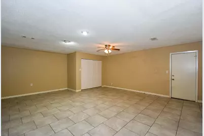 3014 14th Avenue N, Texas City, TX 77590 - Photo 9