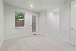 836 Fisher St, Houston, TX 77018 - Photo 13