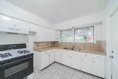 415 Gober Street, Houston, TX 77017 - Photo 5