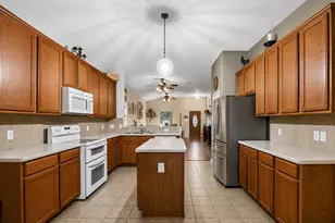 630 W Newport Bend, Katy, TX 77494 - Photo 9