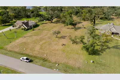 32802 Bayou Bend, Richwood, TX 77515 - Photo 5