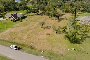 32802 Bayou Bnd, Richwood, TX 77515 - Photo 5