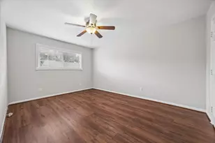 14201 Misty Meadow Ln, Houston, TX 77079 - Photo 25
