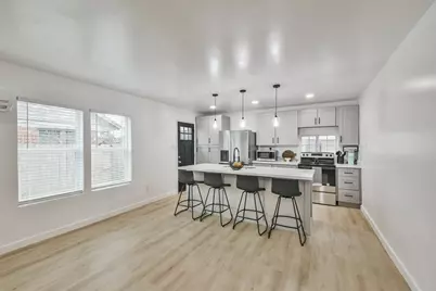 4705 Pease Street, Houston, TX 77023 - Photo 11