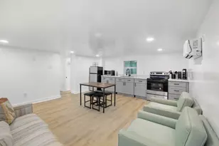 4705 Pease St, Houston, TX 77023 - Photo 45