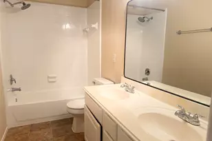 9810 Mossy Tree Ln, Houston, TX 77064 - Photo 19