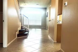 9810 Mossy Tree Ln, Houston, TX 77064 - Photo 5