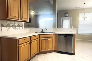 9810 Mossy Tree Ln, Houston, TX 77064 - Photo 7