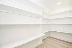 90 Burress St, Houston, TX 77022 - Photo 15