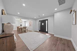 2318 Elmgate Dr, Houston, TX 77080 - Photo 9