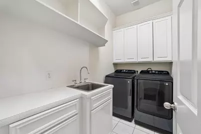6011 Katie Leigh Lane, Sugar Land, TX 77479 - Photo 33