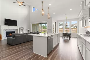 316 Coldwater Creek Ct, Conroe, TX 77304 - Photo 25