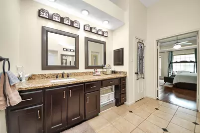 2011 Richland Ct, Sugar Land, TX 77478 - Photo 21