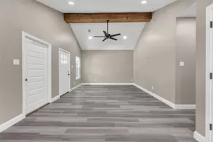 905 B W Virginia St, Navasota, TX 77868 - Photo 5