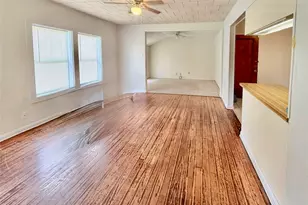 416 N Tinsley St, Angleton, TX 77515 - Photo 5