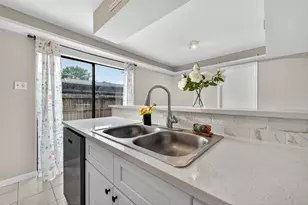 1445 Bonanza Rd, Houston, TX 77062 - Photo 17