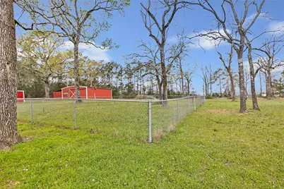 17659 E Fm 1097 Road, Willis, TX 77378 - Photo 5