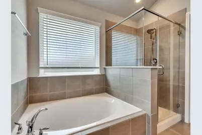 1813 Kingsford Prairie Court, Pearland, TX 77089 - Photo 25