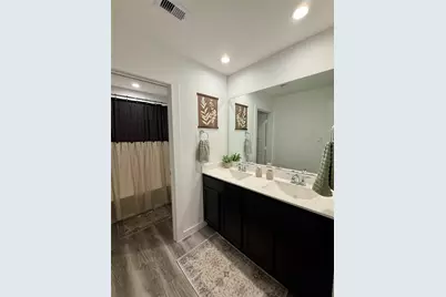 12308 Greenwood Gate Drive, Houston, TX 77047 - Photo 29