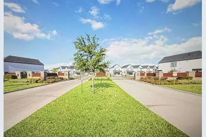 12308 Greenwood Gate Drive, Houston, TX 77047 - Photo 35