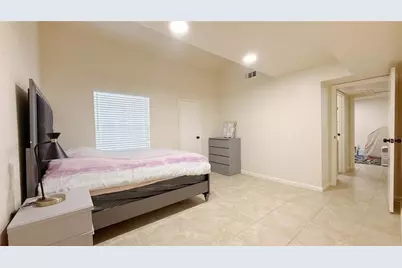9809 Richmond Avenue #C13, Houston, TX 77042 - Photo 5