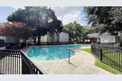 9809 Richmond Avenue #C13, Houston, TX 77042 - Photo 3