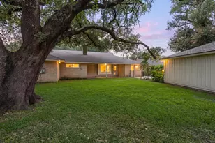 5730 Rutherglenn Dr, Houston, TX 77096 - Photo 5