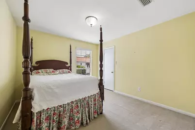 7629 Del Monte Drive, Houston, TX 77063 - Photo 23