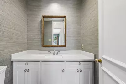 7629 Del Monte Drive, Houston, TX 77063 - Photo 17