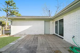 5323 Manor Creek Ln, Houston, TX 77092 - Photo 23