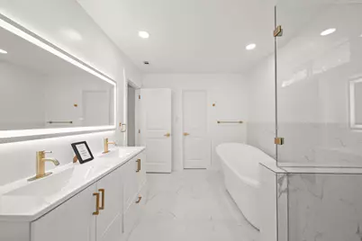 5323 Manor Creek Lane, Houston, TX 77092 - Photo 15