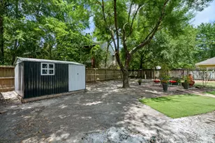 2016 N Red Cedar Cir, The Woodlands, TX 77380 - Photo 25